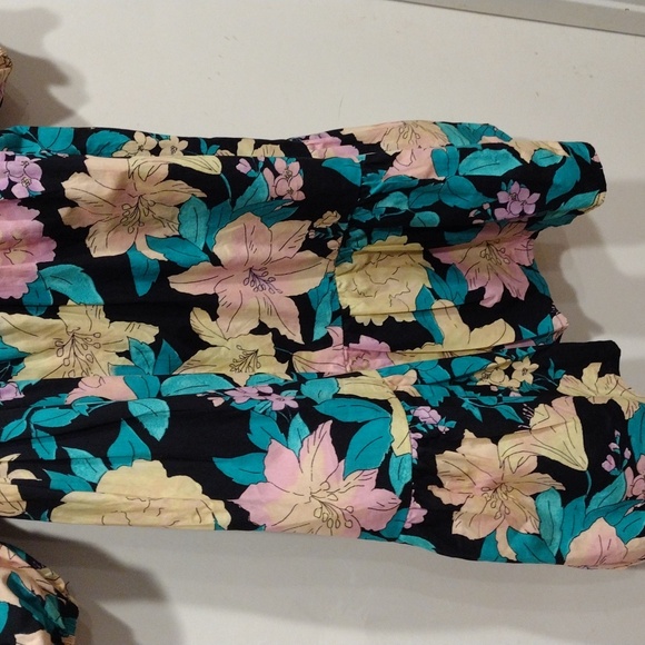 Billabong Women's Tropical Floral Be Mine Smocked Back Babydoll Mini Dress Sz M - Picture 4 of 7